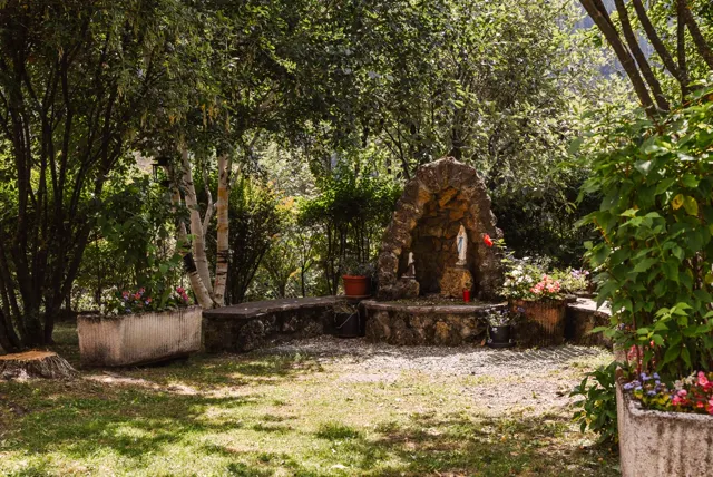 Piccolo angolo verde nel giardino