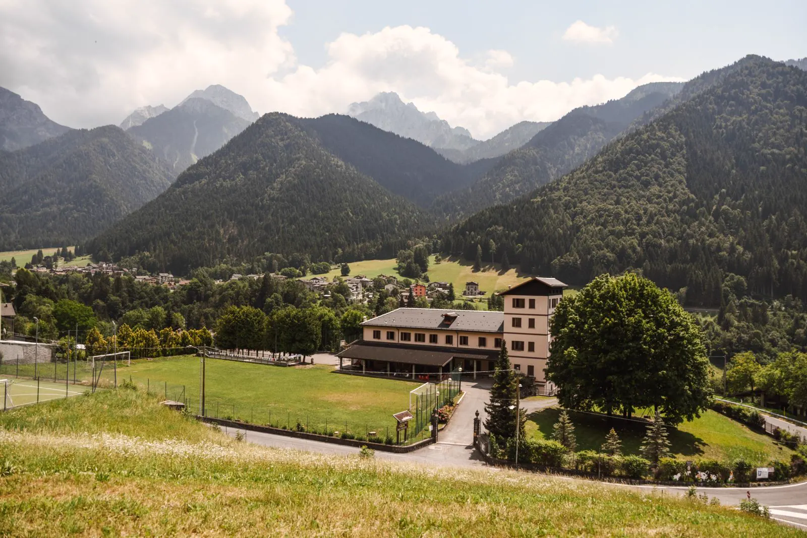 Casa Regina dei Monti con le montagne di Schilpario